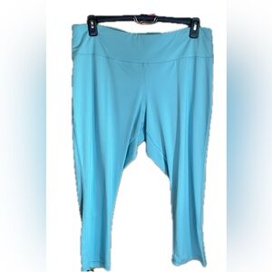 Athletech 1X Capri Leggings, Workout / performance / yoga / athleisure